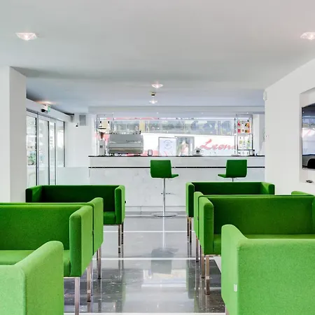 Отель Due Mari & 4*