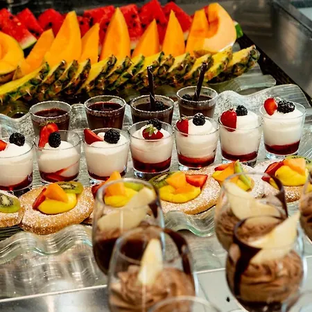 Due Mari & Отель Римини