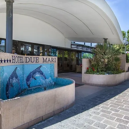 Hotel Due Mari & 4*